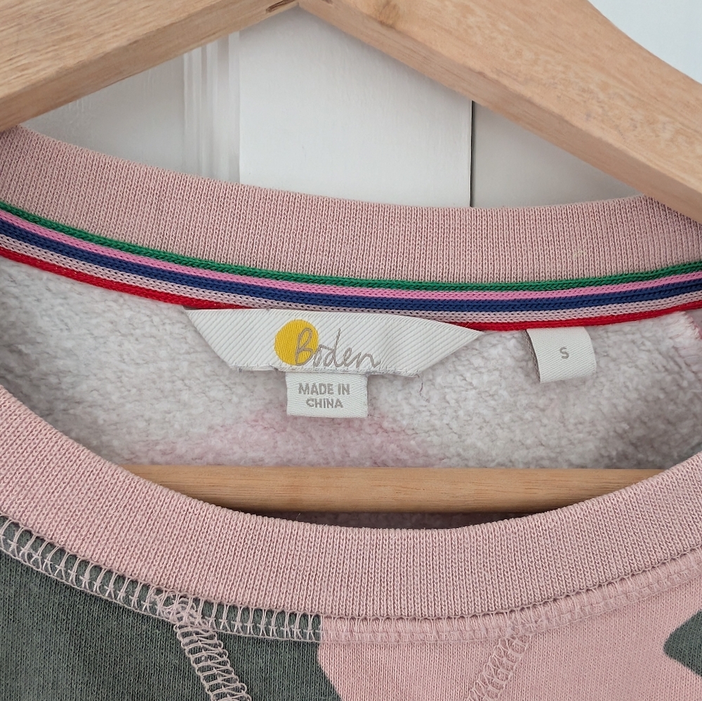 Boden Multicolor Floral Crew Neck Sweater - Picture 2 of 5